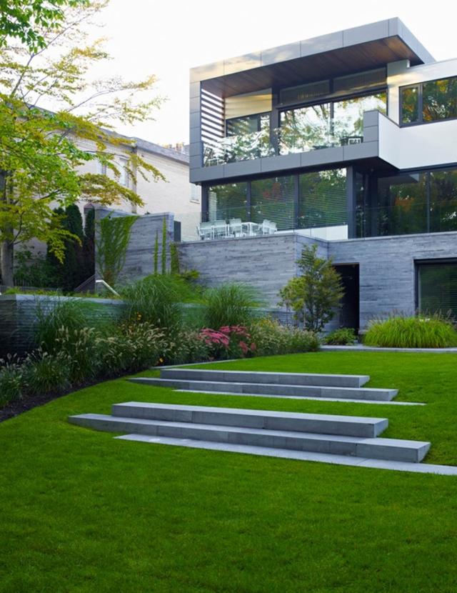 moderne hus landskab græsplæne trin indlejrede stauder