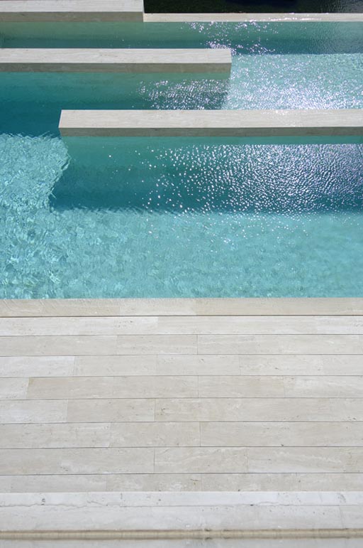 idéer landskabspleje pool terrasse hvidt træ