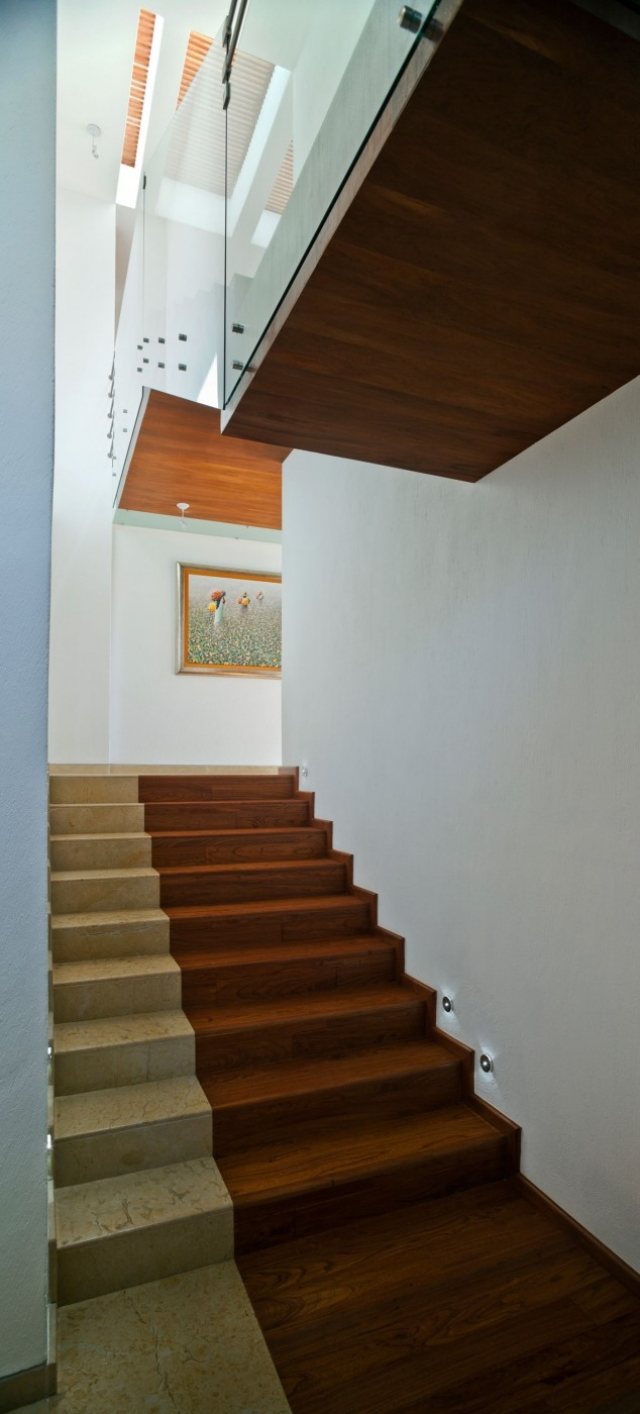 moderne trapper ideer træ trin granit trin væglamper