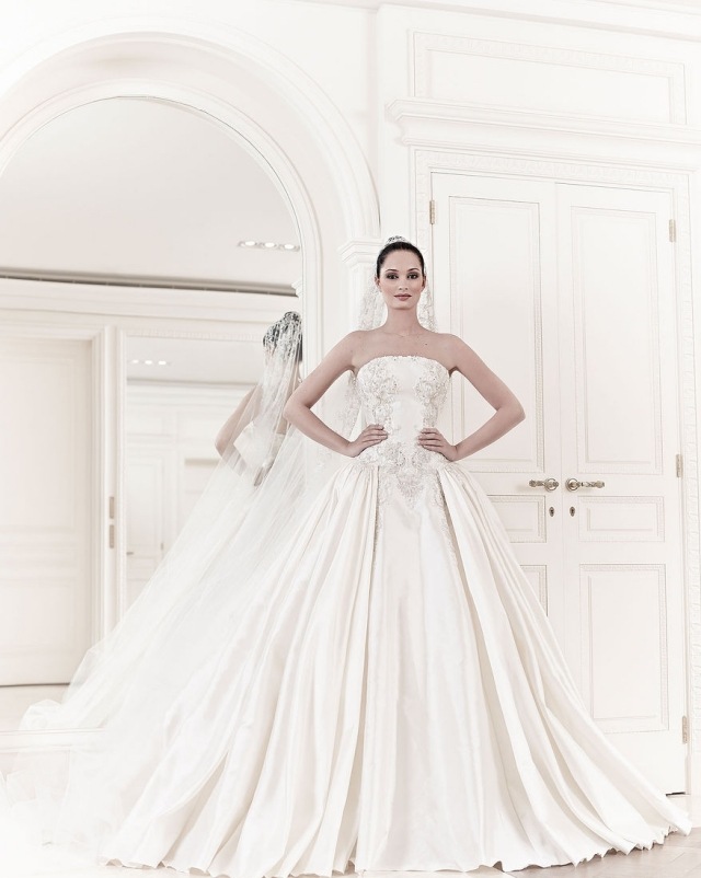 brudekjole-2014-zuhair-murad-prinsesse-bandeau-corsage-perle-broderet