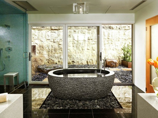 fritstående badekar moderne stilfuld flodsten dekoration