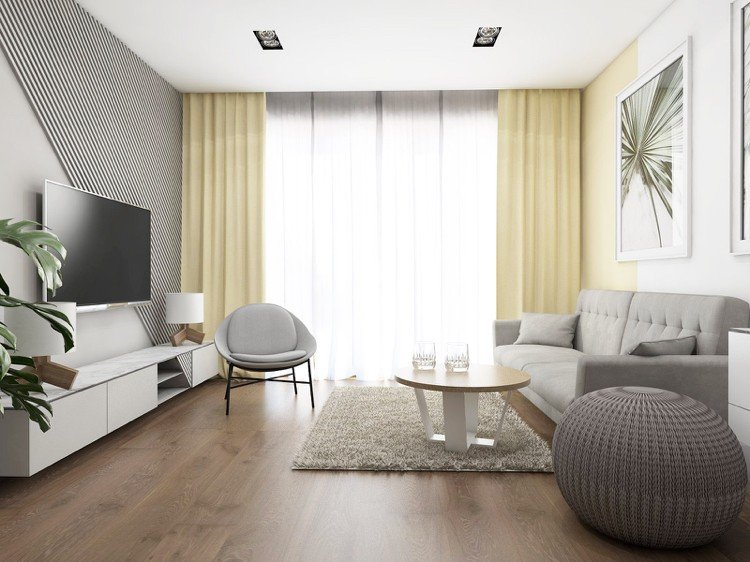 20 kvadratmeter stue grå sofa gule gardiner fladskærms tv væg