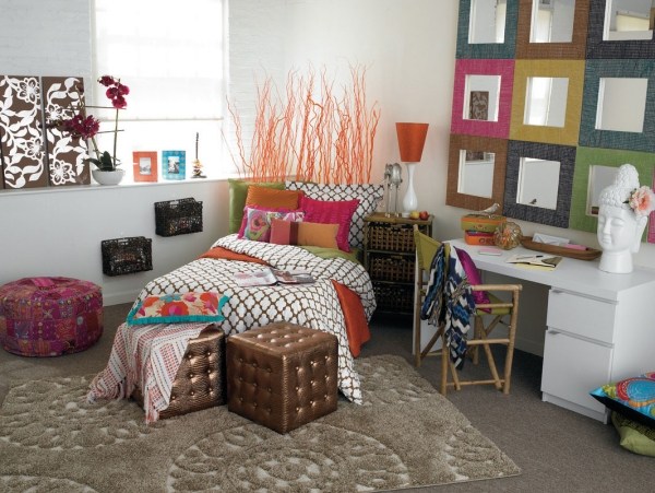 farverigt-kreativt-design-soveværelse-en-person