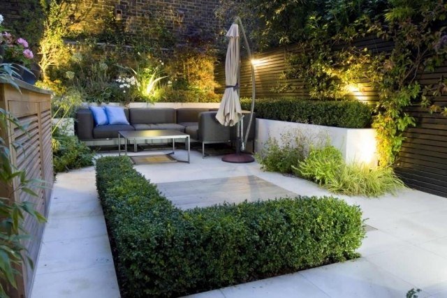 Moderne gårdhave ideer have iøjnefaldende møbler terrasse udendørs belysning