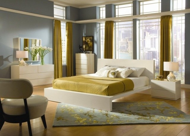 soveværelse gardiner-gardiner-okker-oliven-grøn-hvid-moderne-møbler