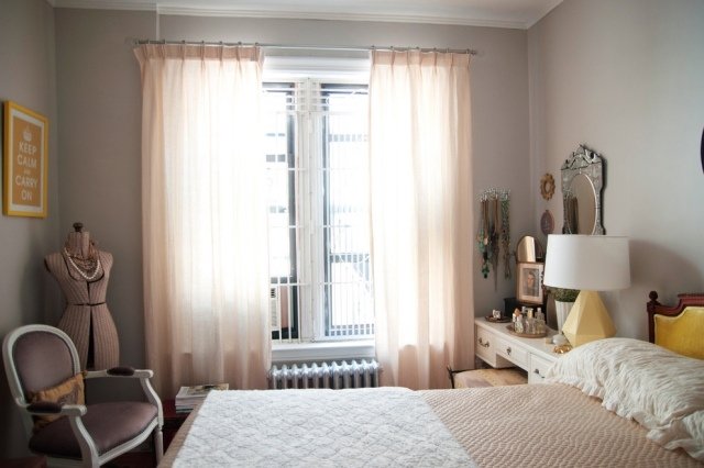 soveværelses gardiner lille værelse lyserødt rent stof