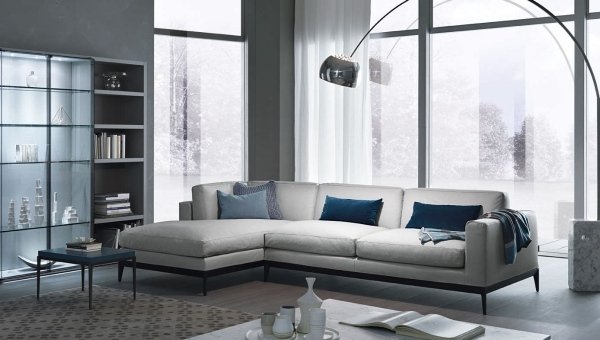 grå polstret sofa Komfortable møbler moderne antibes F Laviani indretning