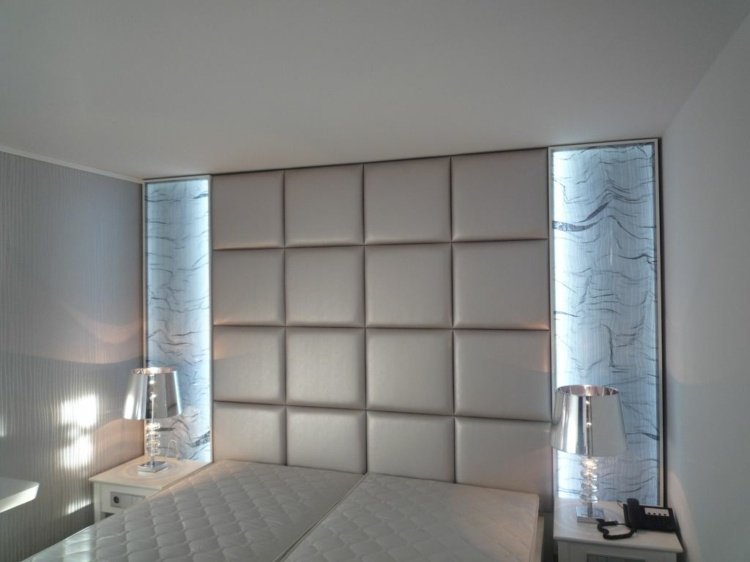Soveværelse-paneler-i-kvadrat-og-bølgende-formater