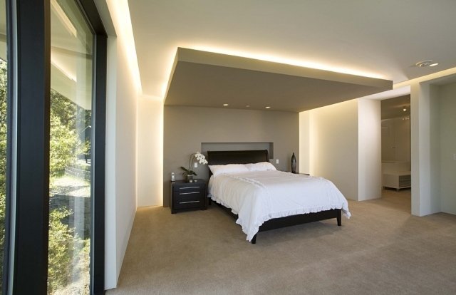 indirekte belysning-soveværelse-led-loft-væg