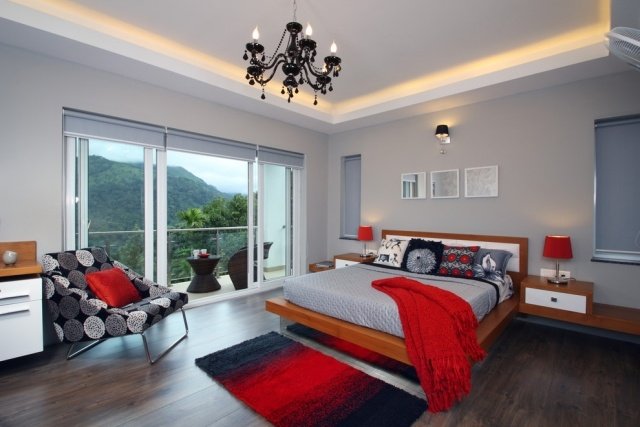 indirekte-belysning-soveværelse-loft-led-sort-rød-grå