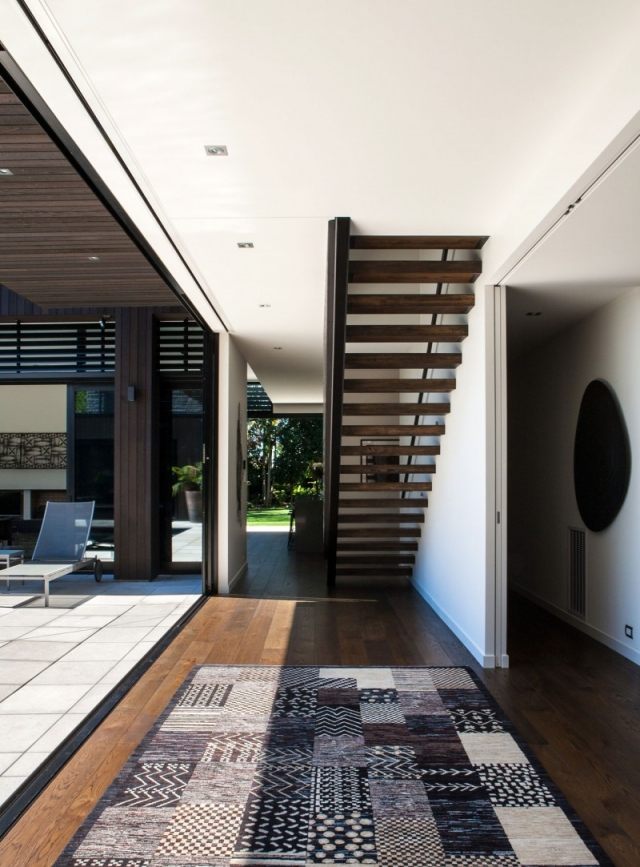 moderne trapper-trætrapper mørkebrune selvbærende
