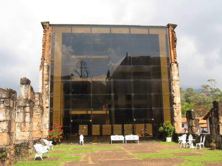 arkitektur glas sten kloster ruin facade