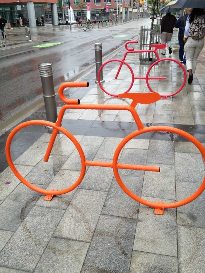 Gade cykelholder design-enkelt model-neon farve-gulvmontering