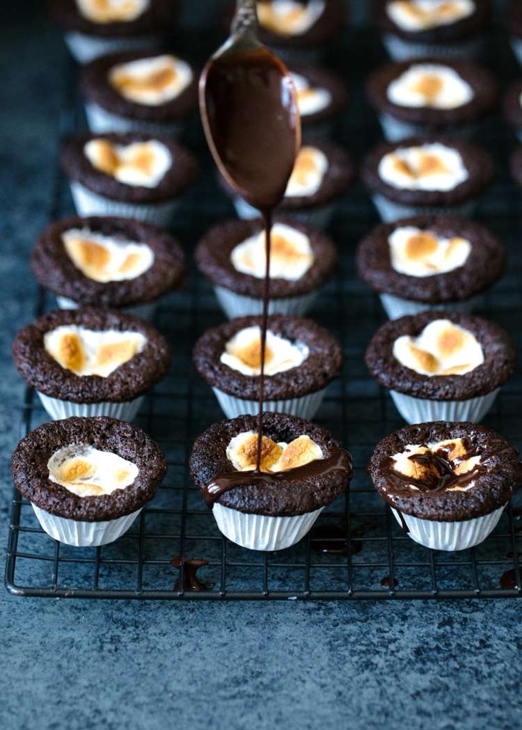 pynt-chokolade muffins-chokolade topping-skumfidus