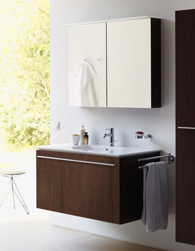 badeværelse-spejl-duravit-x-stort-spejlskab-underskab-håndvask-hvid-træ