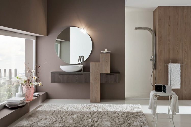 Badeværelsesmøbler træ badeværelsesskab rundt spejl moderne indretning