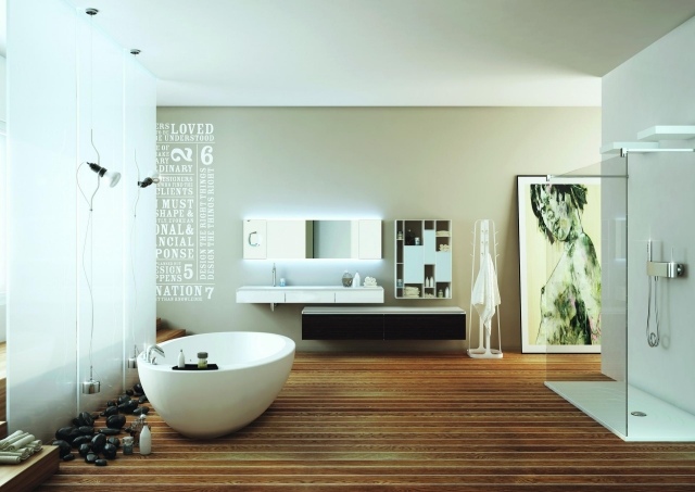 badeværelse design trægulv ovalt badekar