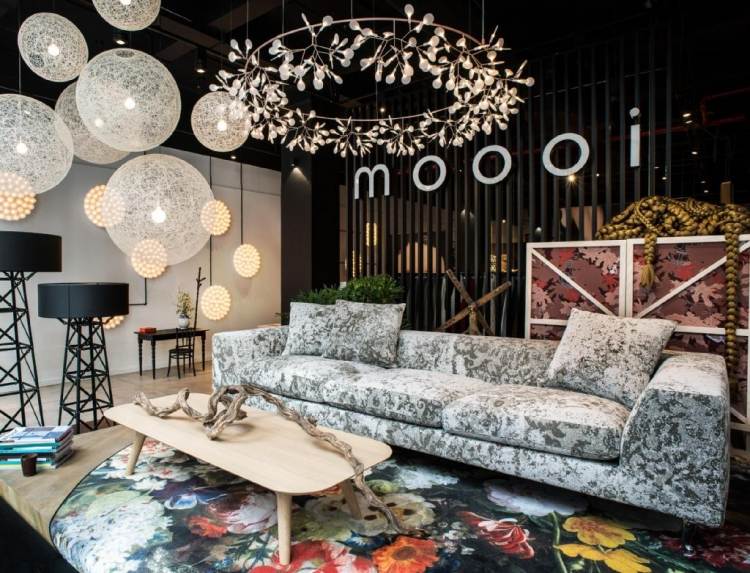 barok-design-marcel-vandrer-tæppe-mønster-sofa-polstring-showroom-moooi