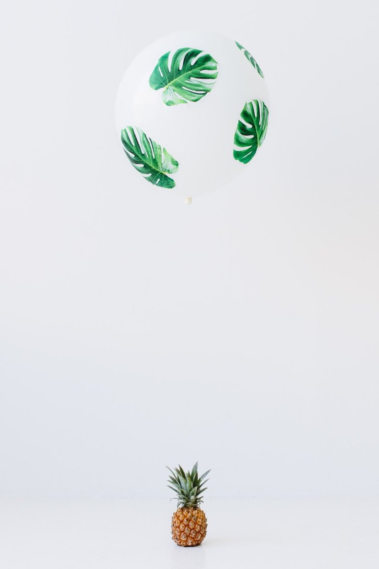 tinker-balloner-bord-dekorationer-grønne blade-decoupage-ananas