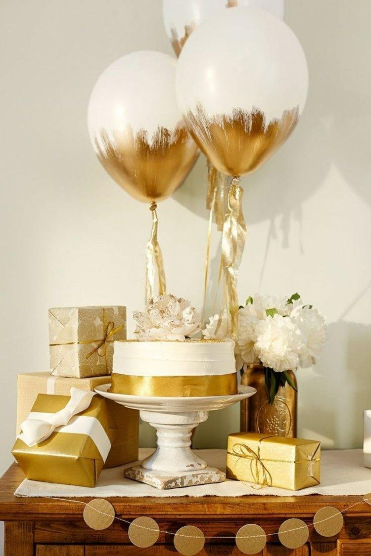 tinker-balloner-helium-bryllup-fødselsdag-gør-det-selv-dekoration-guld-hvid