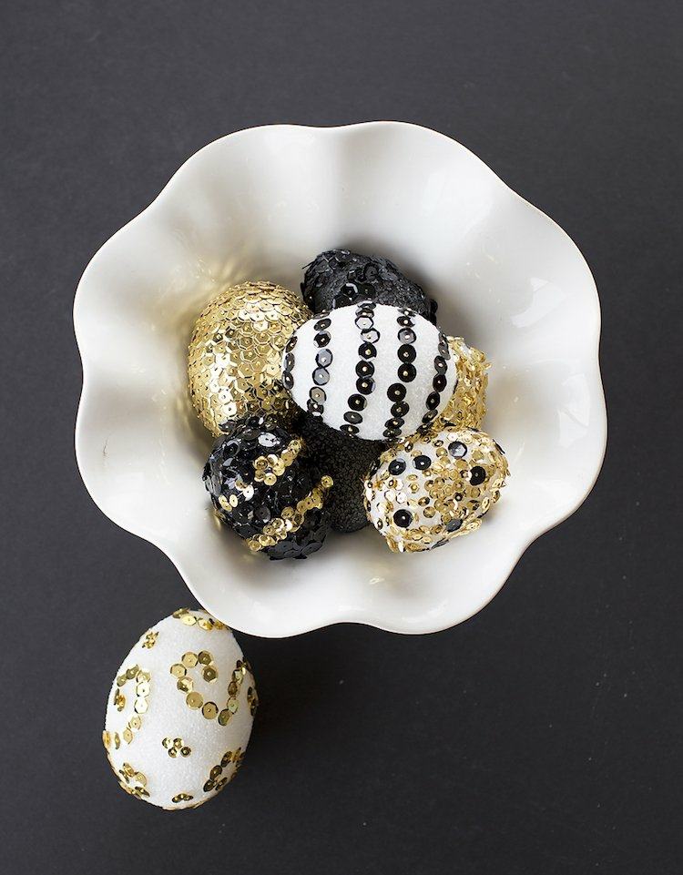 sort guld paillet dekoration tinker med styrofoam æg påske