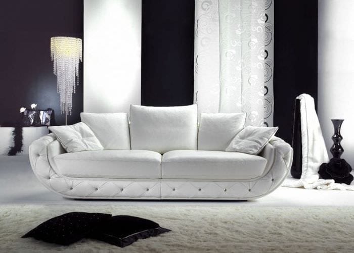 lys sofa i stil med gangen