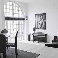 strahlend weißer Boden im Design des Wohnungsbildes