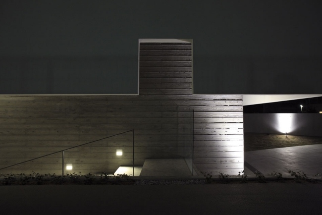 Lyseffekter Om natten skaber arkitektoniske elementer vægbeklædning