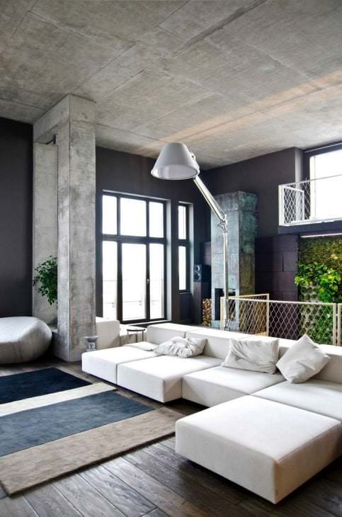 stil tavan cu mortar de beton în apartament