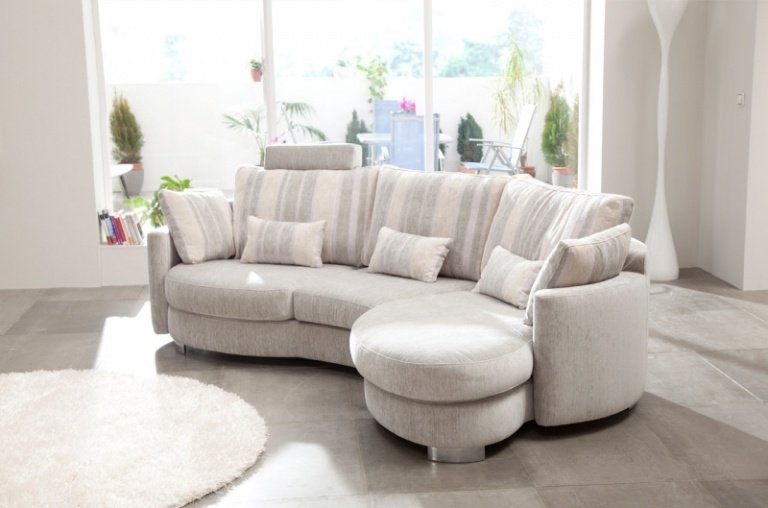 Stor-sofa-pink-grå-polstring-Afrika