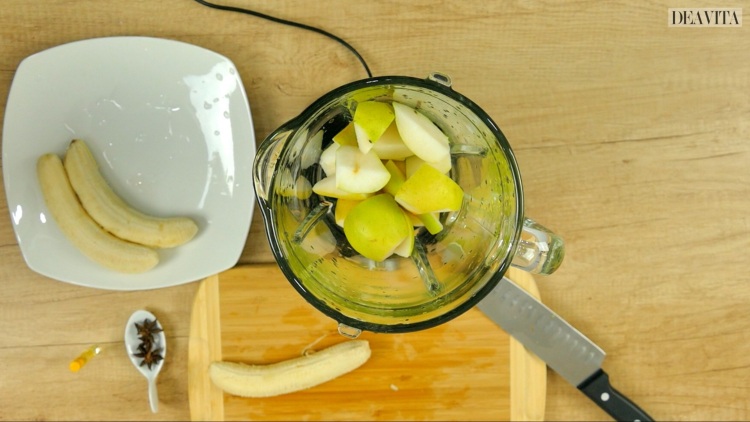 Puree pære banan smoothie ingredienser