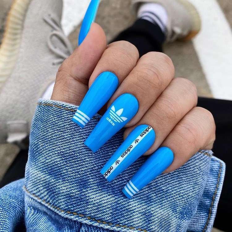 Adidas logo søm designer blå negle ideer