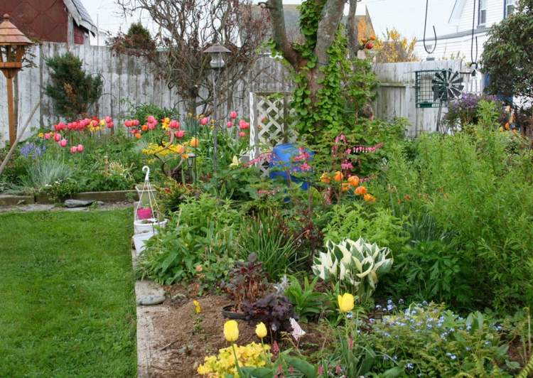 Opret en forårshave med blomster