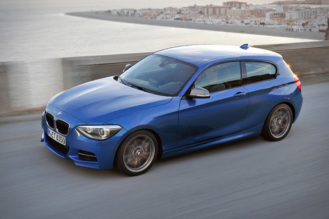 bmw m135i 2013 blå sidebillede