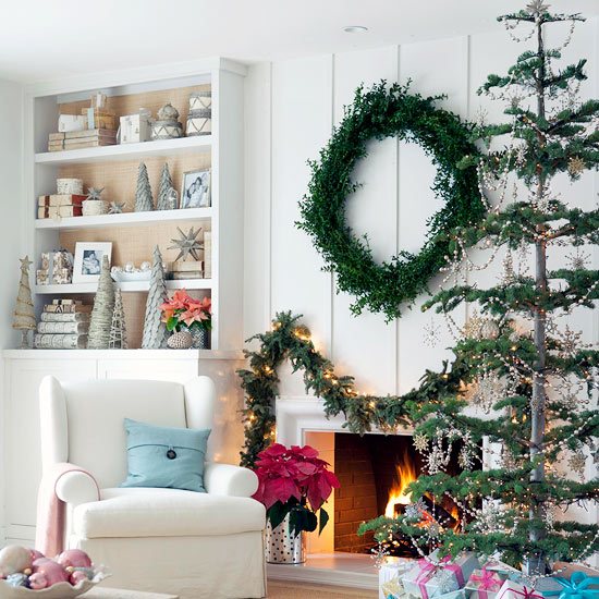 Plastik dekoration fyrretræer-grene krans-pejs-jul krans-væg dekoration ideer