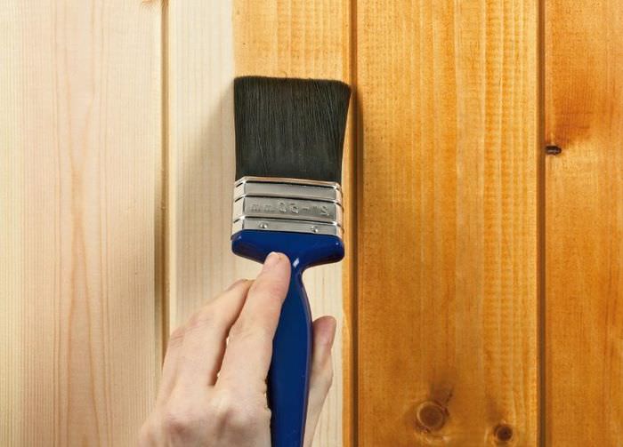 طلاء الأسطح الخشبية لألواح الجدران