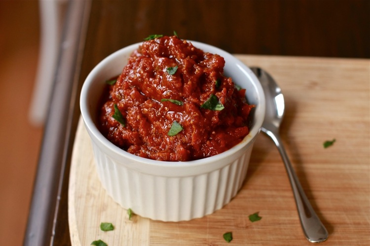 chutney-opskrifter-tomater-løg-ketchup-hjemmelavet-let-opskrift-lav-selv