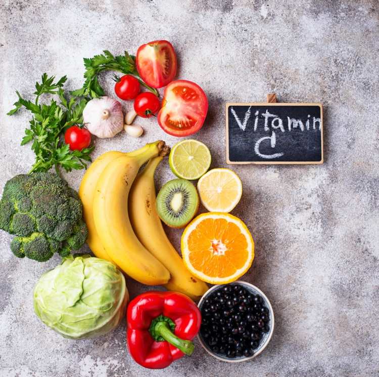 Sænk kortisol gennem C -vitamin i fødevarer