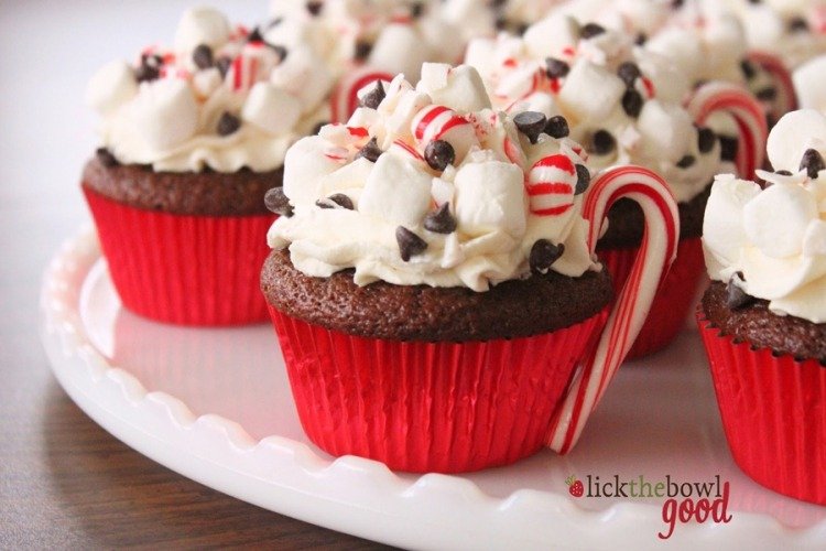cupcakes-jul-ideer-rød-muffin-cupcakes