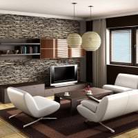 interior elegant al apartamentului în culoarea cafelei cu poză de lapte