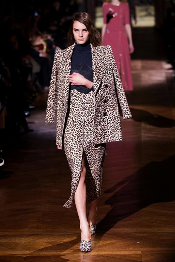lang nederdel-med-leopard-mønster