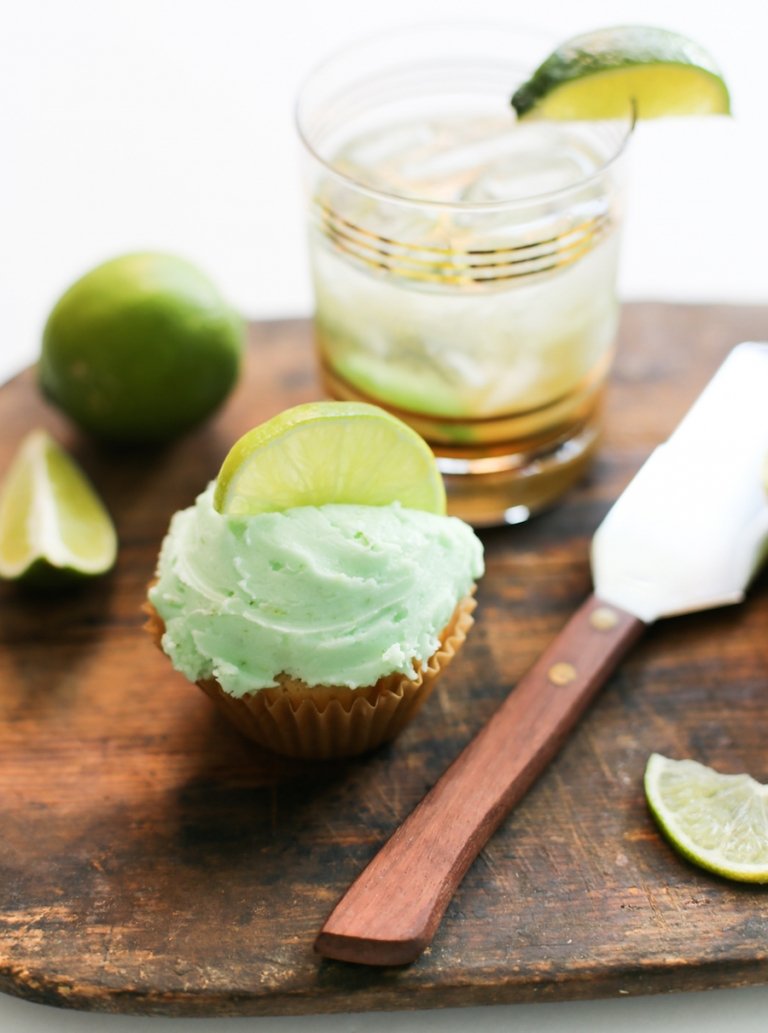 Caipirinha Muffins Opskrift Nem Sommer Dessert Desserter Frosting Let