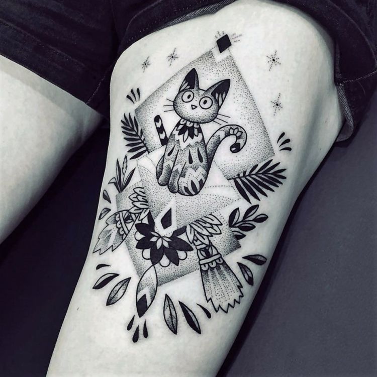 blackwork-tattoo-dotwork-cat-oriental-motiver-exotic-legende-lår