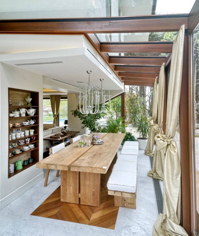 spisebord-natur-træ-massivt-natur-behandlet-design-marmor-fliser-møblering ideer