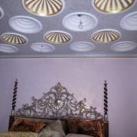 лека декорация на тавана с допълнителна фото светлина