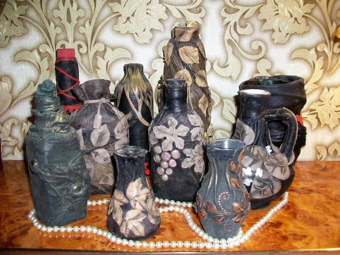 gör-det-själv-alternativ för lätt dekoration av läderflaskor