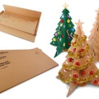 خيار افعلها بنفسك لإنشاء شجرة عيد الميلاد احتفالية من صورة من الورق المقوى