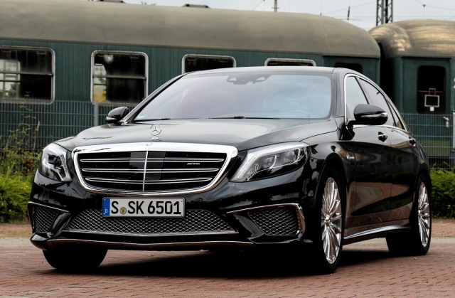 S65-AMG-forside-Mercedes-Benz