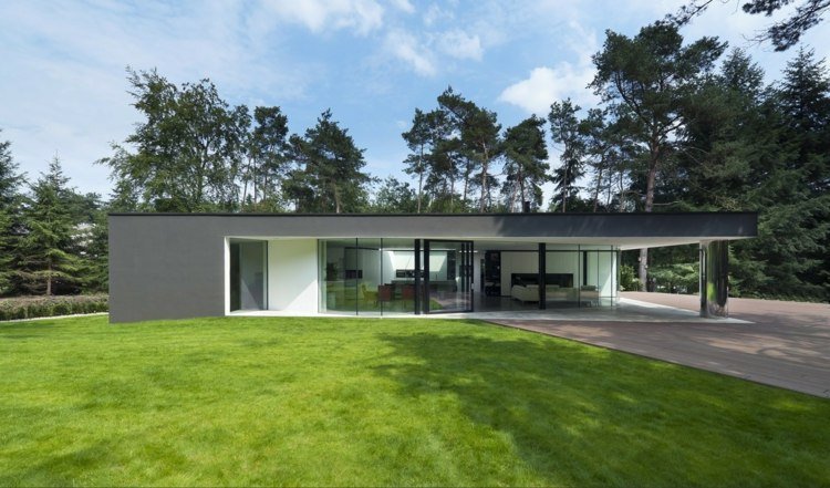 moderne bungalow minimalistisk-bauhaus-grå-facade