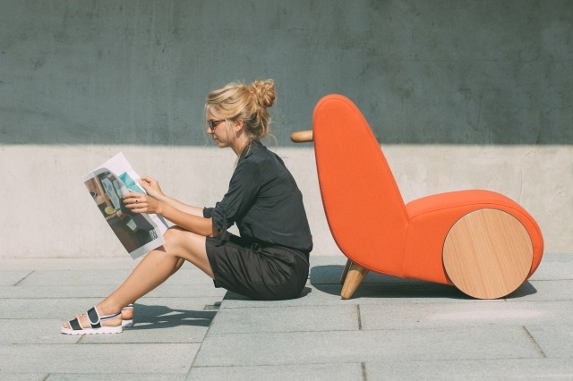 designer-slappe af-lænestol hurtig-trillebør-form-let at flytte